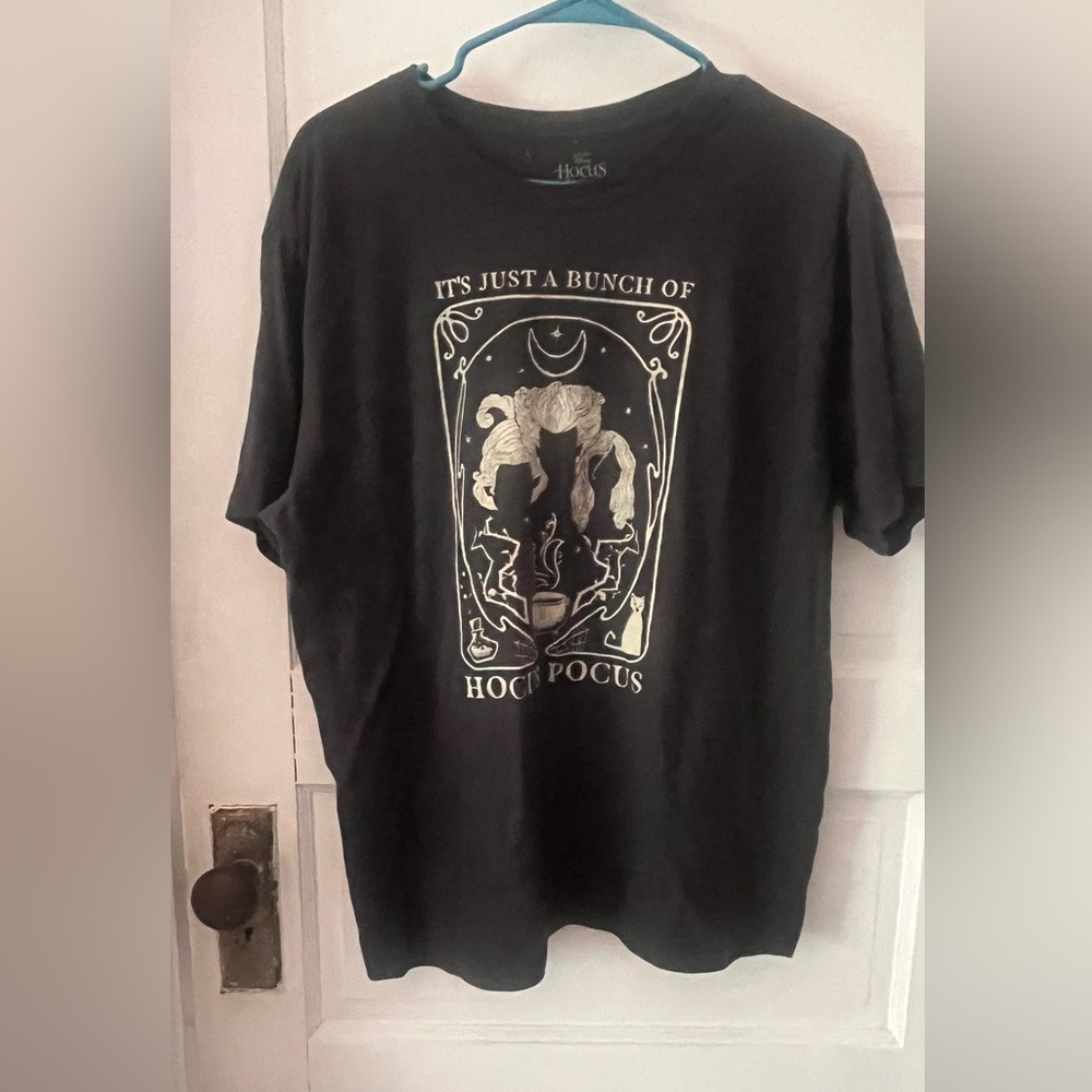 Disney Hocus Pocus Tee